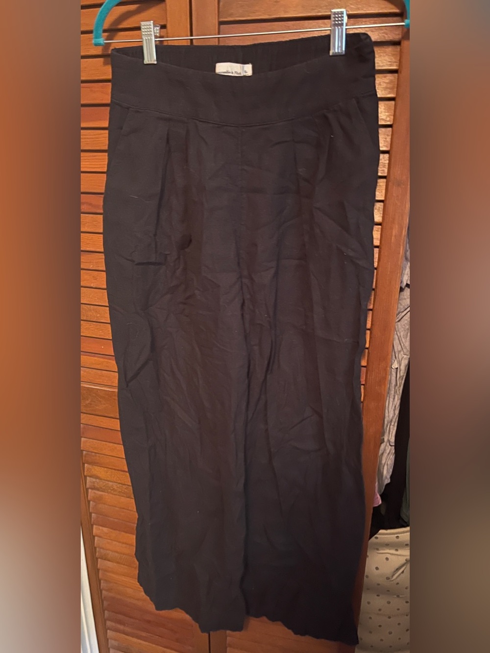 Women’s linen pants